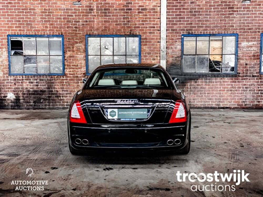 Maserati Quattroporte Executive GT 4.2  401PS 2010, R-125-TN