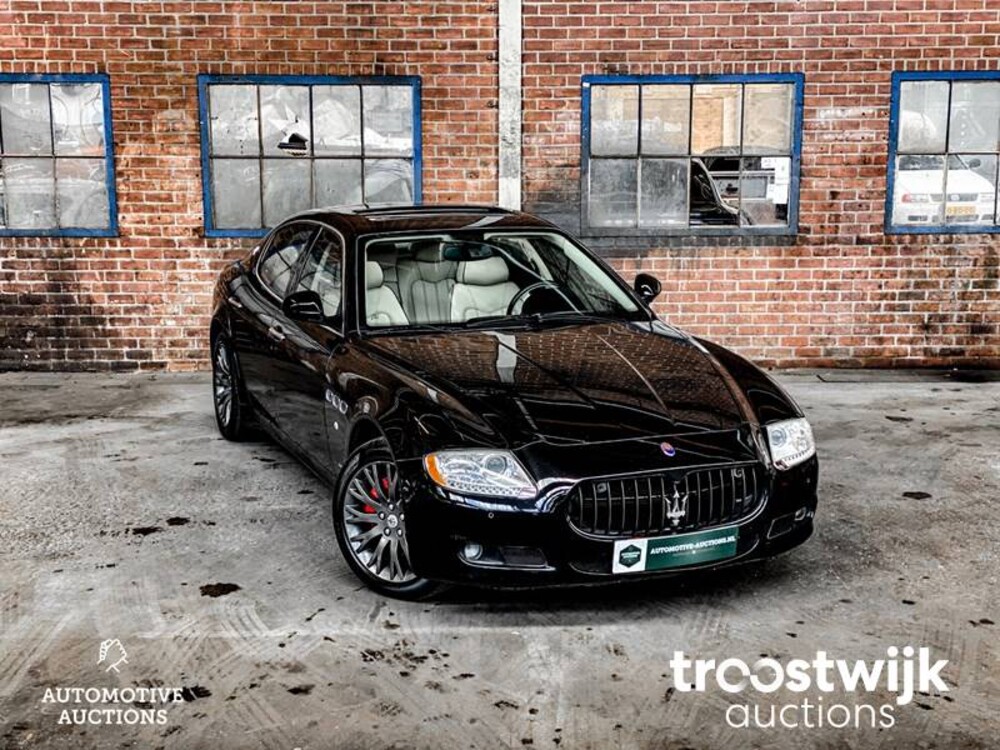 Maserati Quattroporte Executive GT 4.2  401PS 2010, R-125-TN