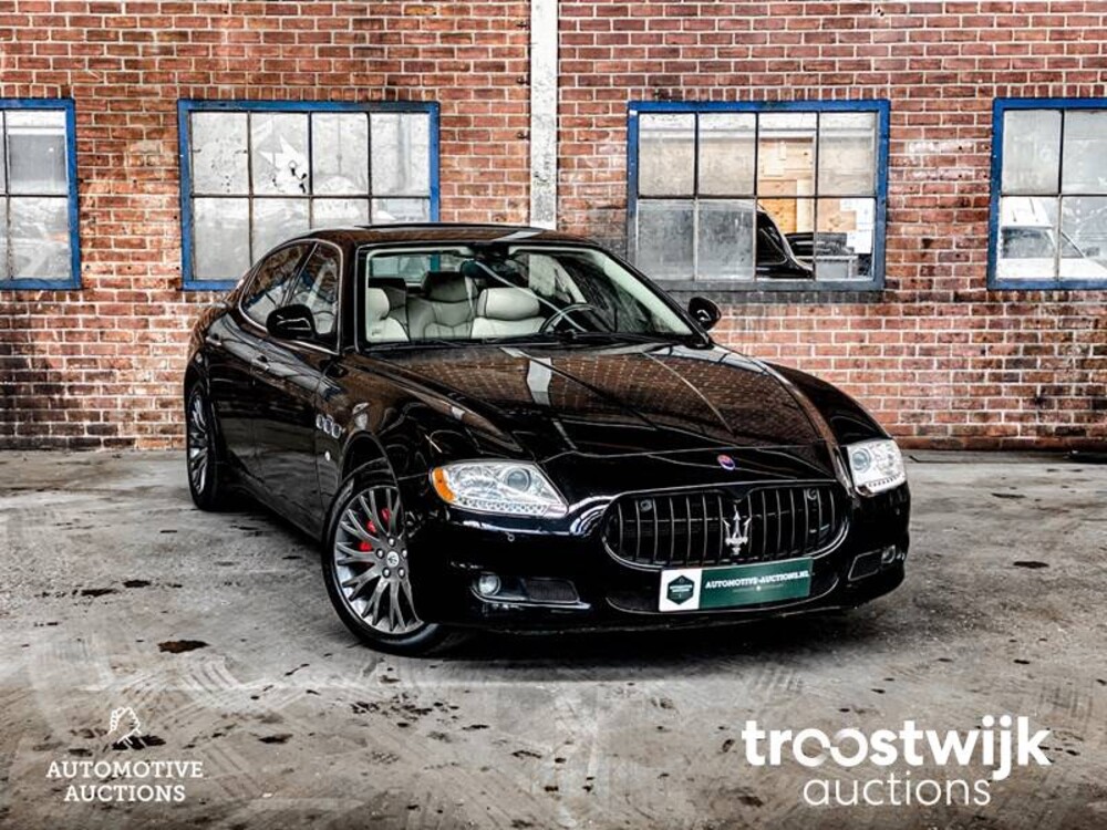 Maserati Quattroporte Executive GT 4.2  401PS 2010, R-125-TN