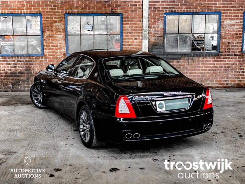 Maserati Quattroporte Executive GT 4.2  401PS 2010, R-125-TN