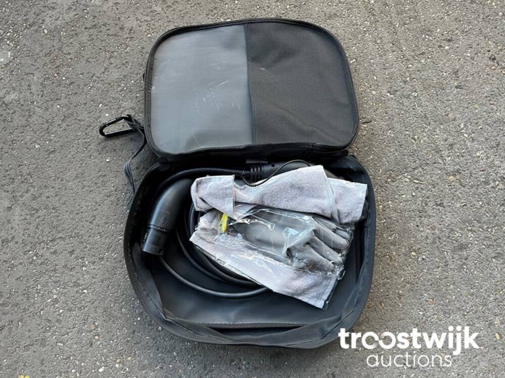 Porsche Taycan 4S Performance 84kWh 84kWh 489PS 2020 -Orig NL-, J-151-JF