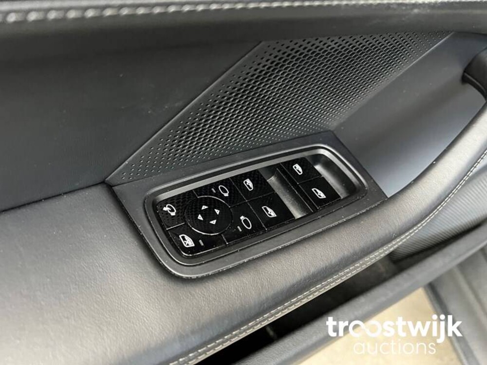 Porsche Taycan 4S Performance 84kWh 84kWh 489PS 2020 -Orig NL-, J-151-JF