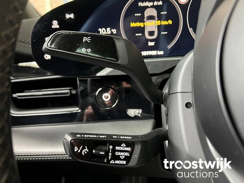 Porsche Taycan 4S Performance 84kWh 84kWh 489PS 2020 -Orig NL-, J-151-JF