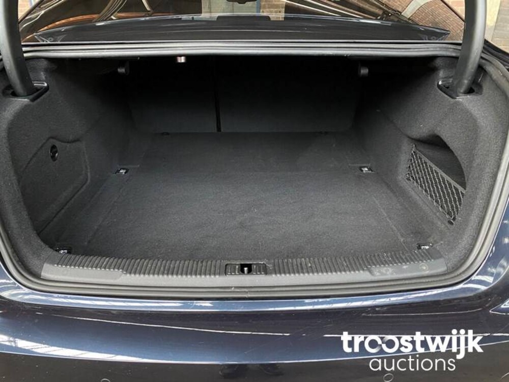 Audi A6 Limousine S-Line TDI 190PS 2018, TZ-012-X