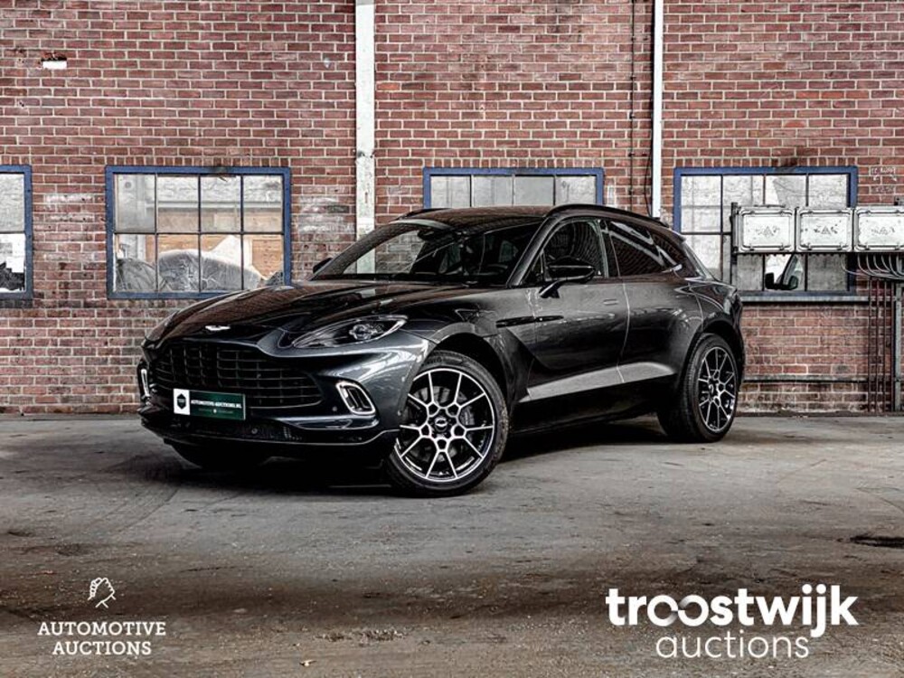 Aston Martin DBX 4.0 V8 551PS 2020, R-303-JK