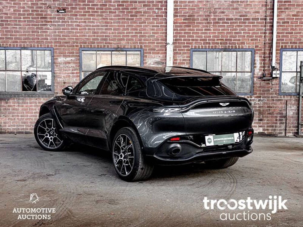 Aston Martin DBX 4.0 V8 551PS 2020, R-303-JK