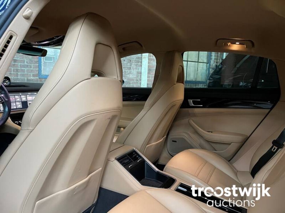 Porsche Panamera E-Hybrid 4 2.9 V6 SportChrono 462hp 2018 -Orig. NL-, SF-783-F