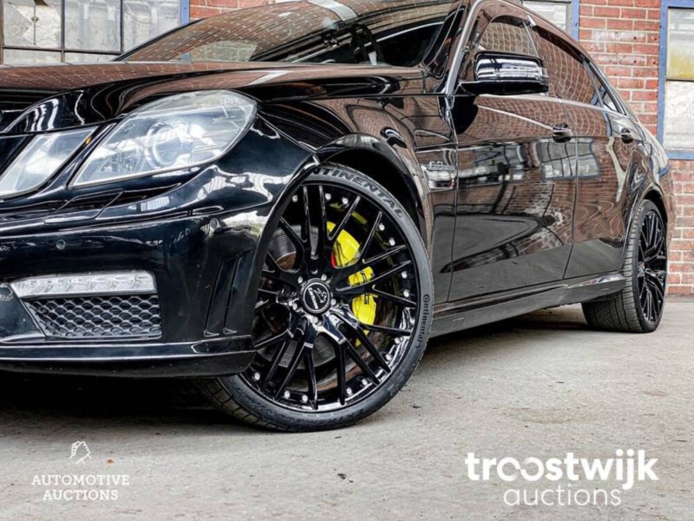 Mercedes-Benz E63 AMG 6.3 V8 E-Klasse 514PS 2010