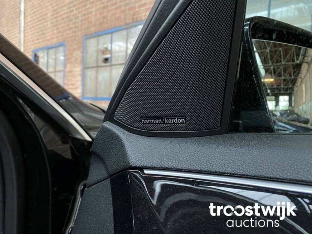 Mercedes-Benz E63 AMG 6.3 V8 E-Klasse 514PS 2010