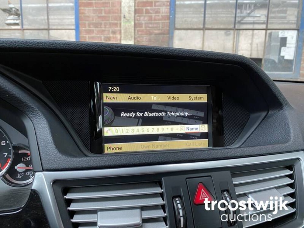 Mercedes-Benz E63 AMG 6.3 V8 E-Klasse 514PS 2010