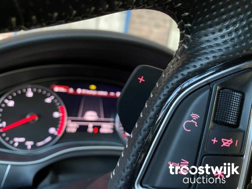 Audi A6 S-Line 3.0 TDI Quattro 218pk 2017