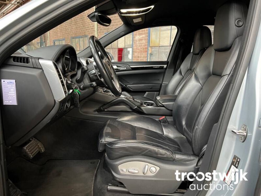 Porsche Cayenne S E-Hybrid 3.0 V6 -Orig. NL- 416hp 2015, GT-415-H