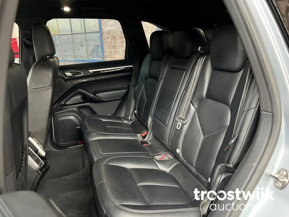 Porsche Cayenne S E-Hybrid 3.0 V6 -Orig. NL- 416hp 2015, GT-415-H