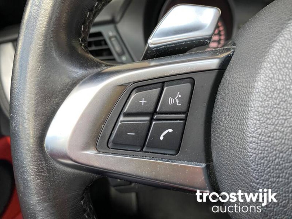 BMW Z4 sDrive35i Sport- Automatik 306hp 2009