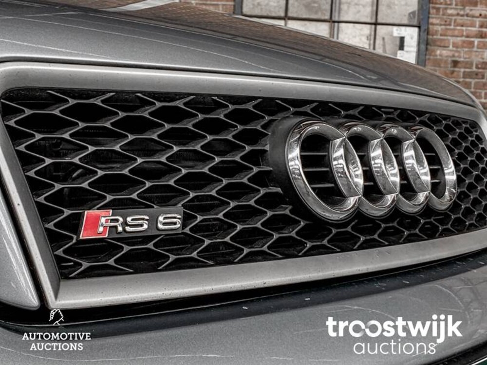 Audi RS6 Limousine 4.2 V8 Quattro  450hp 2003, ZS-298-V