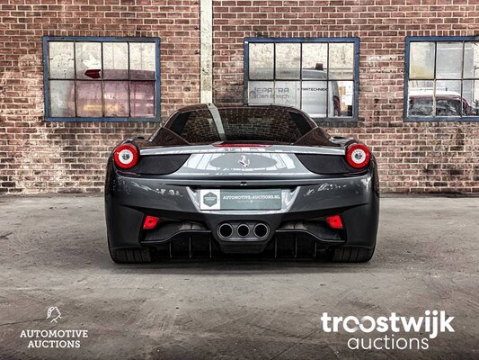 Ferrari 458 Italia F142 4.5 V8 570hp 2011