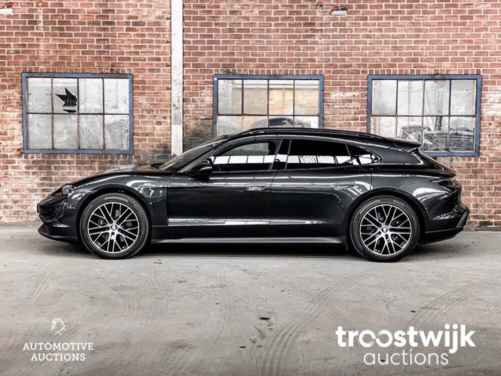 Porsche Taycan Sport Turismo 71 kWh 326PS 2023 -Herstellergarantie-, S-703-FZ