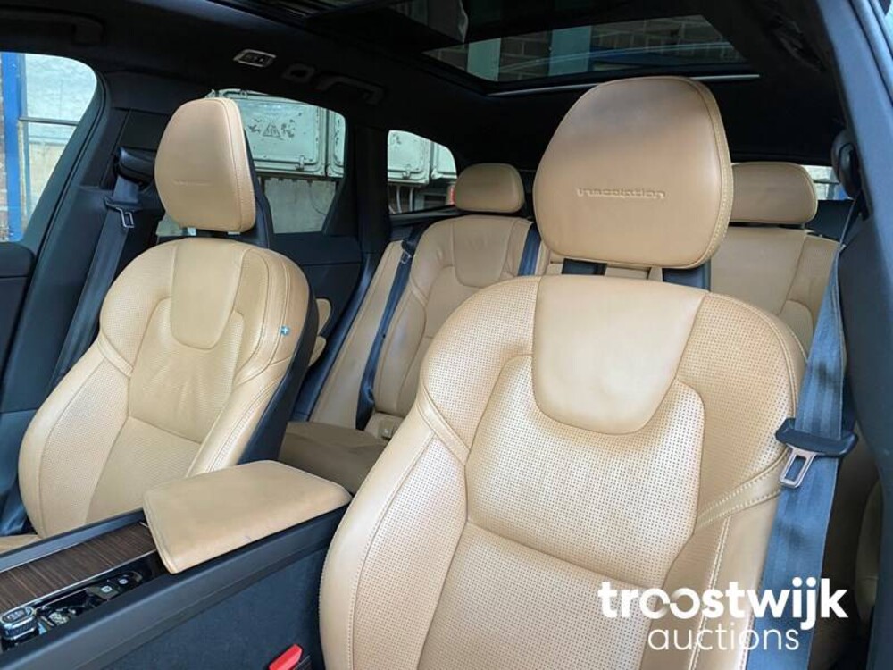 Volvo XC60 D5 2.0 AWD Inscription 235hp 2018 -Orig. NL-, RX-889-Z