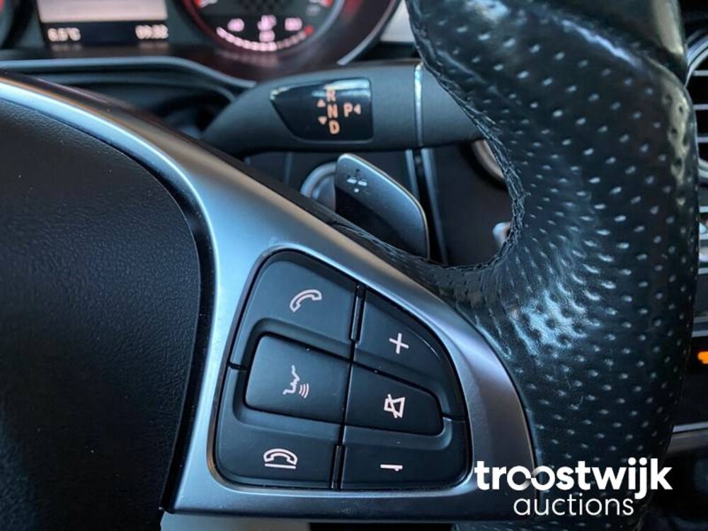 Mercedes-Benz GLC300 4Matic GLC Klasse 245PS 2017, L-004-RV