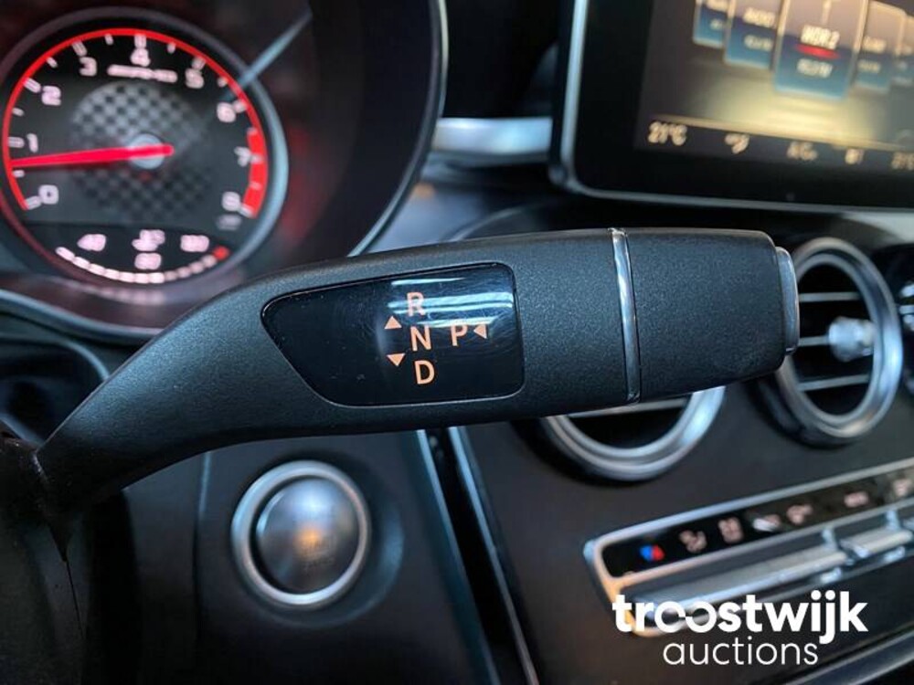 Mercedes-Benz GLC300 4Matic GLC Klasse 245PS 2017, L-004-RV