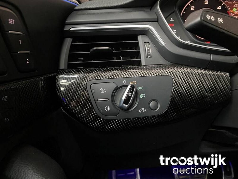 Audi  A5 Sportback S-Line 3.0 V6 TDI Quattro 218hp 2017 Neues Modell