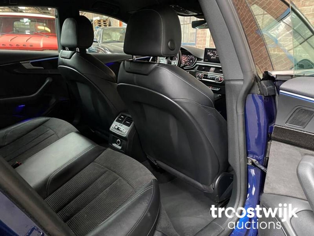 Audi  A5 Sportback S-Line 3.0 V6 TDI Quattro 218hp 2017 Neues Modell