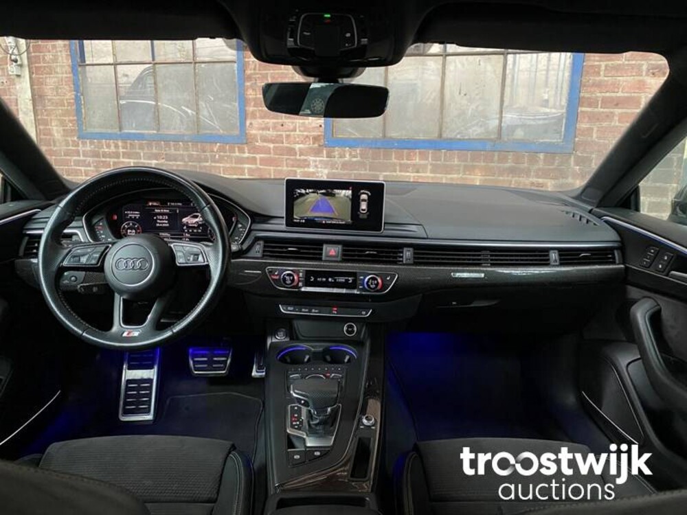 Audi  A5 Sportback S-Line 3.0 V6 TDI Quattro 218hp 2017 Neues Modell