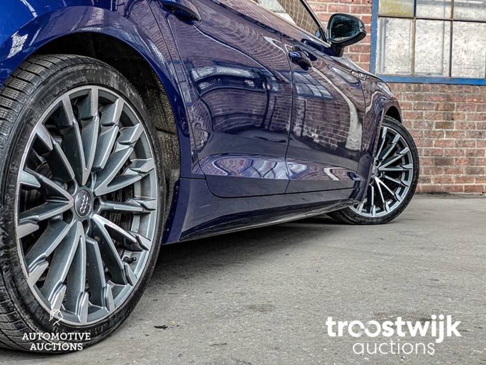 Audi  A5 Sportback S-Line 3.0 V6 TDI Quattro 218hp 2017 Neues Modell