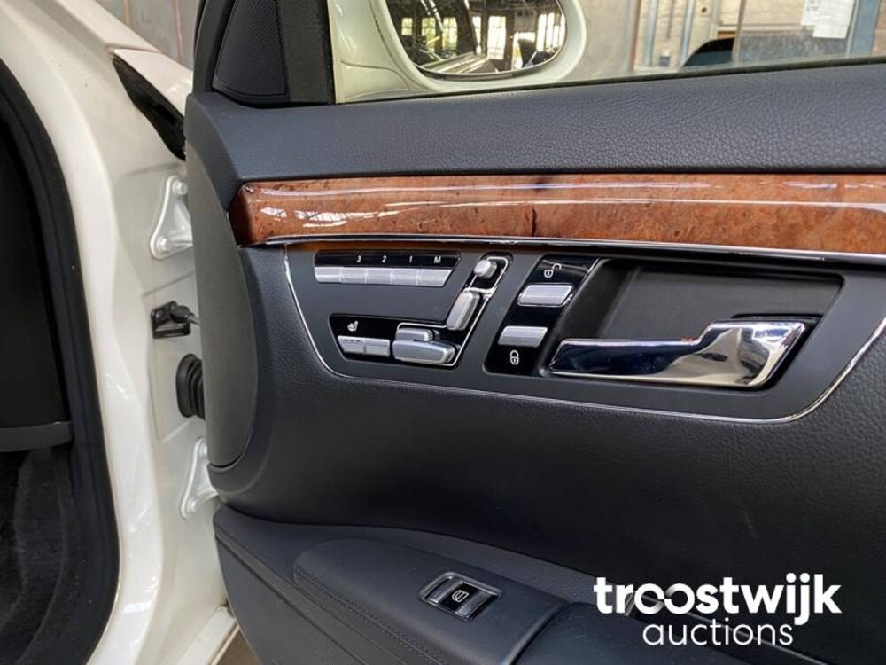 Mercedes-Benz S500 Prestige Plus 5.0 V8 388pk 2006 -Youngtimer-