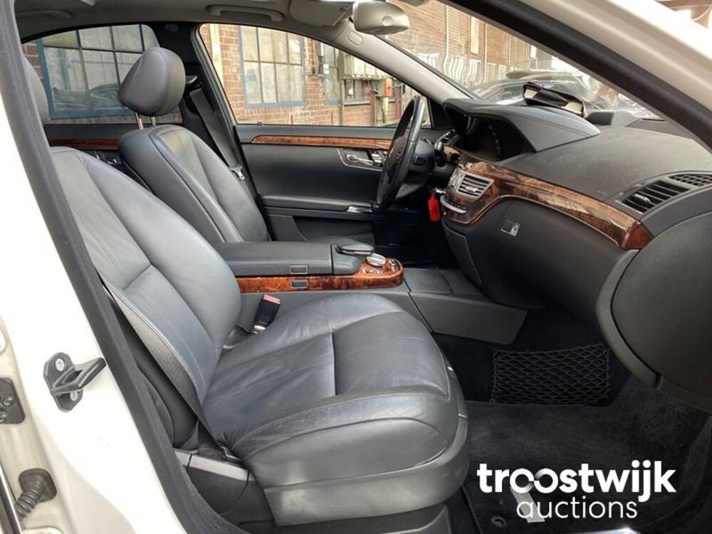 Mercedes-Benz S500 Prestige Plus 5.0 V8 388pk 2006 -Youngtimer-