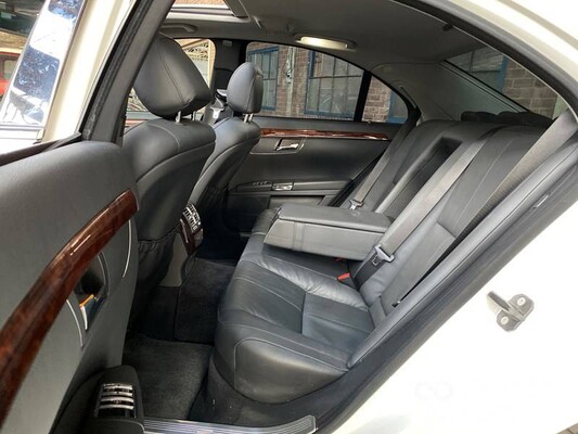 Mercedes-Benz S500 Prestige Plus 5.0 V8 388hp 2006 -Youngtimer-