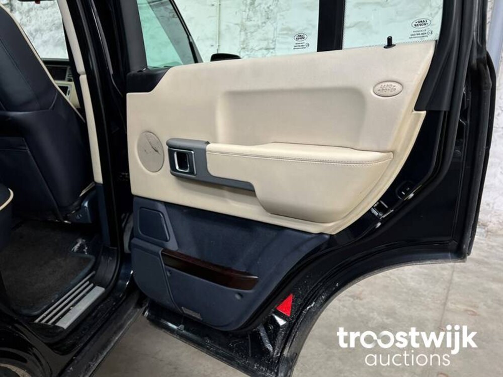 Land Rover Range Rover Vogue 4.4 V8 286PS 2002 -Orig.NL-, 47-JZ-BH