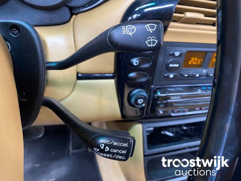 Porsche  911 996 4S 3.6 320PS 2002 YOUNGTIMER