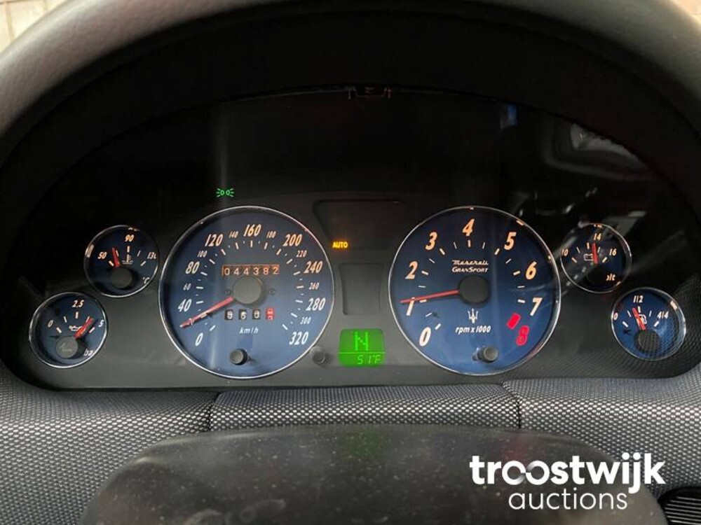 Maserati GranSport 4.2 V8 400hp 2006 Youngtimer, K-138-XJ