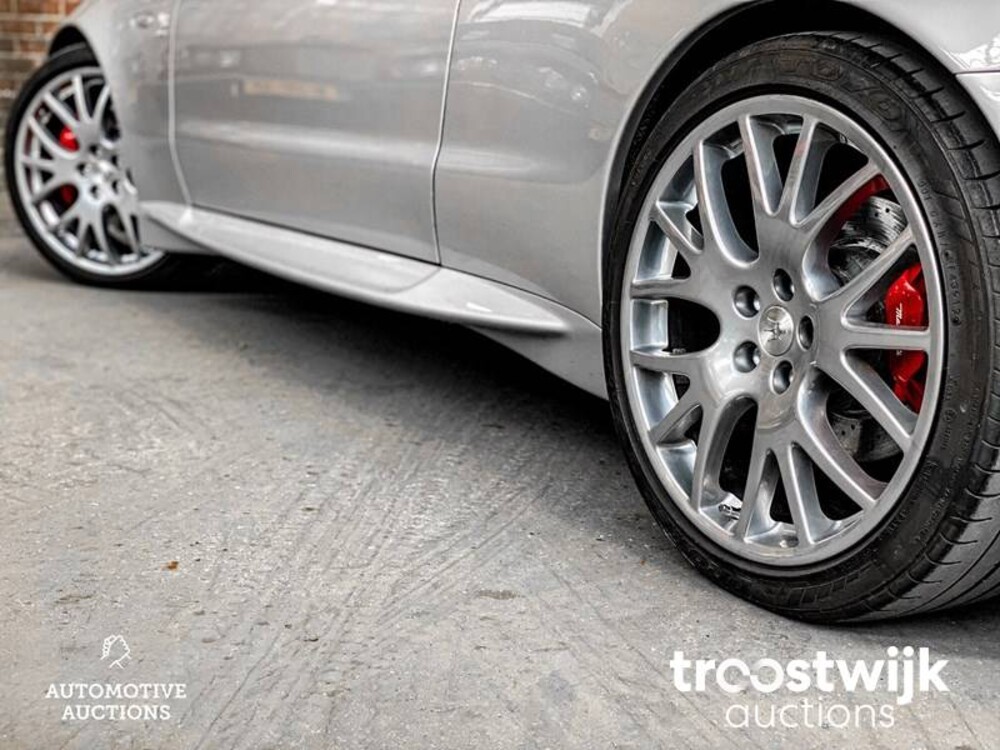 Maserati GranSport 4.2 V8 400hp 2006 Youngtimer, K-138-XJ