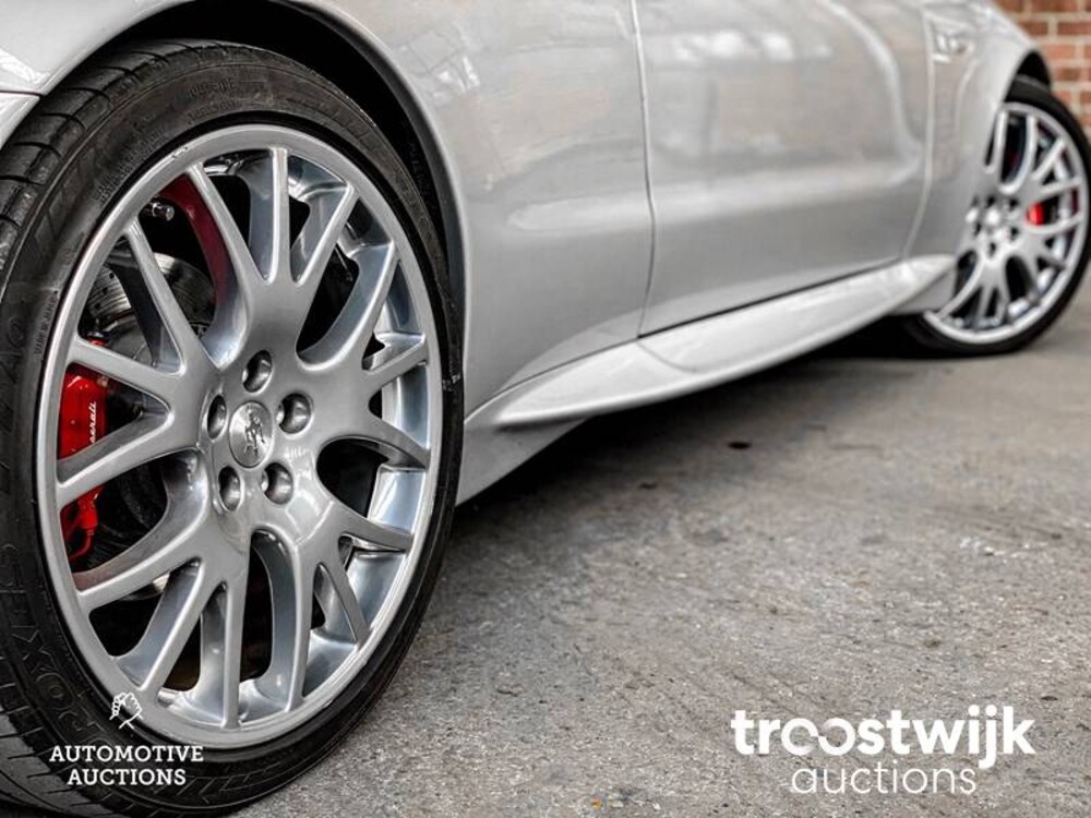 Maserati GranSport 4.2 V8 400hp 2006 Youngtimer, K-138-XJ