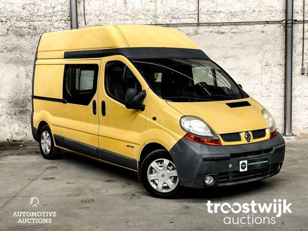 Renault Traffic   Camper 101hp 2003, -original. NL-, 34-ZVH-1