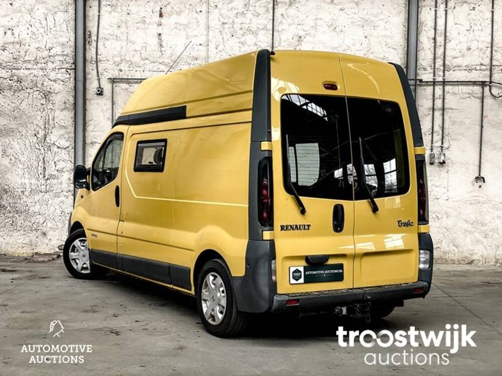 Renault Traffic   Camper 101hp 2003, -original. NL-, 34-ZVH-1