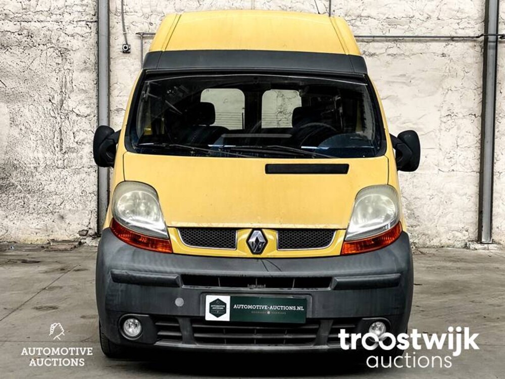 Renault Traffic   Camper 101hp 2003, -original. NL-, 34-ZVH-1