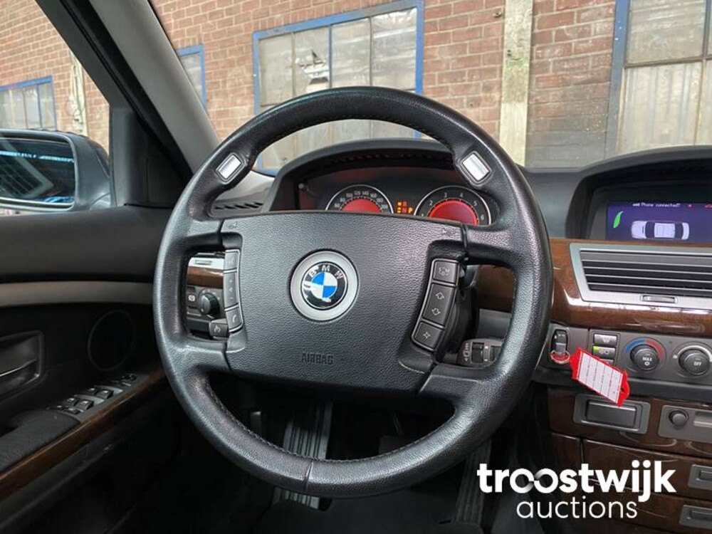 BMW 735i Executive E65 3.6 V8 7-serie 272pk 2005 -Youngtimer-