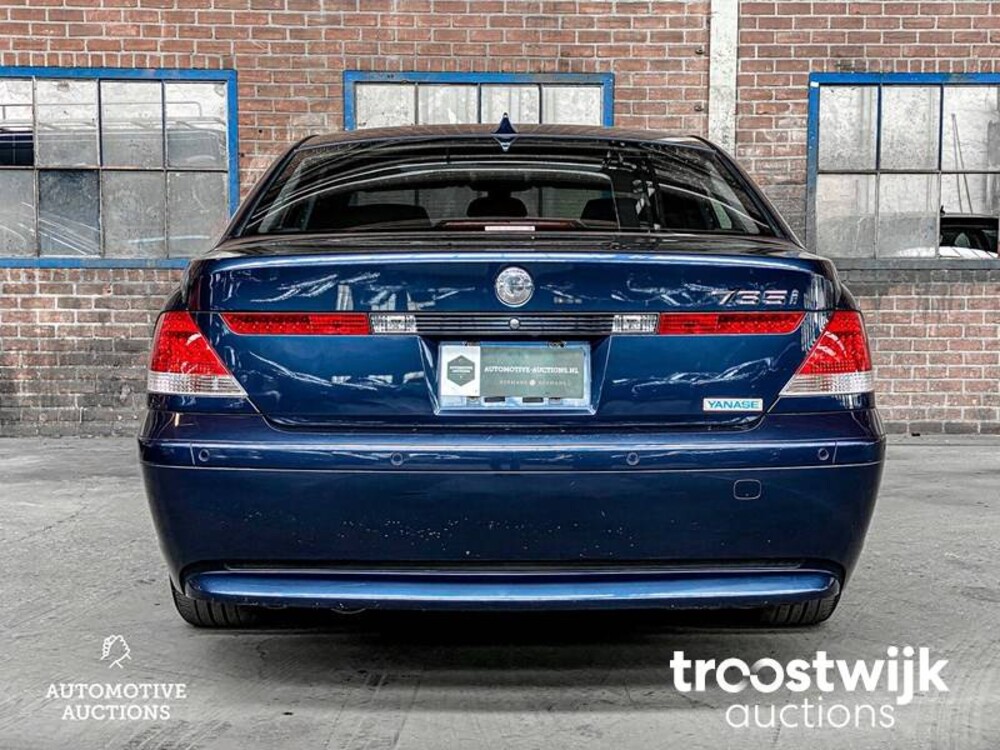 BMW 735i Executive E65 3.6 V8 7-serie 272pk 2005 -Youngtimer-