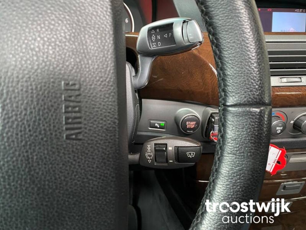 BMW 735i Executive E65 3.6 V8 7-serie 272pk 2005 -Youngtimer-