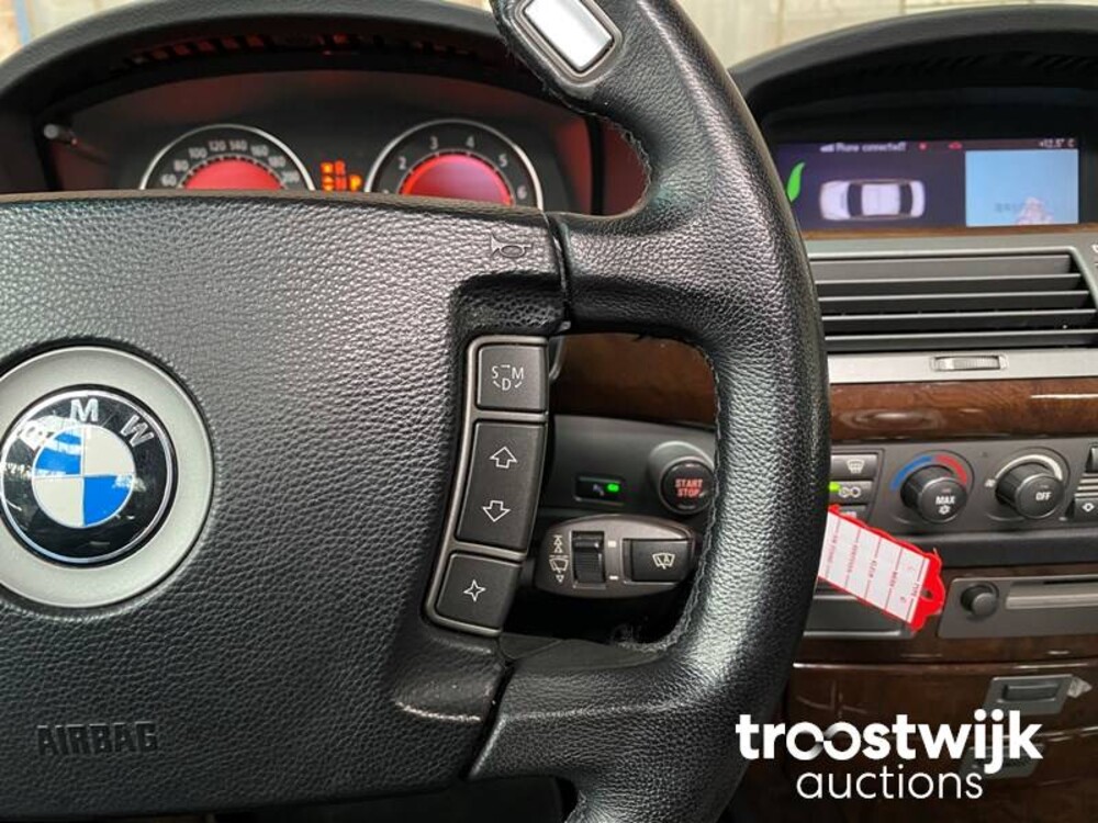 BMW 735i Executive E65 3.6 V8 7-serie 272pk 2005 -Youngtimer-