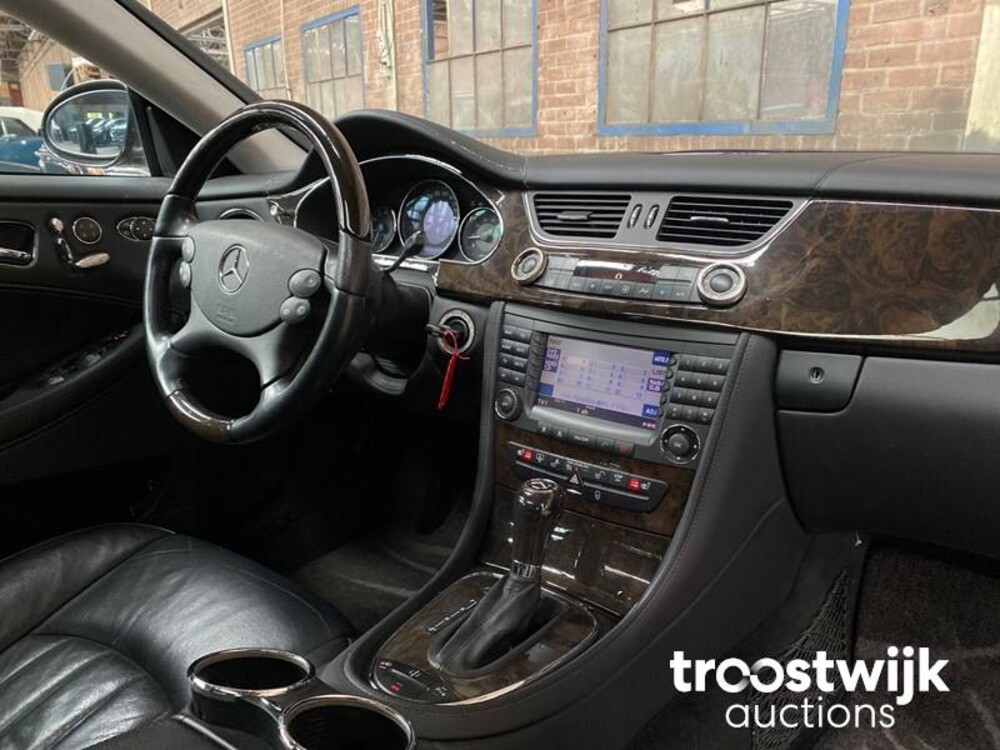 Mercedes-Benz CLS500 BRABUS 5.0 V8 CLS-Klasse 306PS 2005 -Youngtimer-