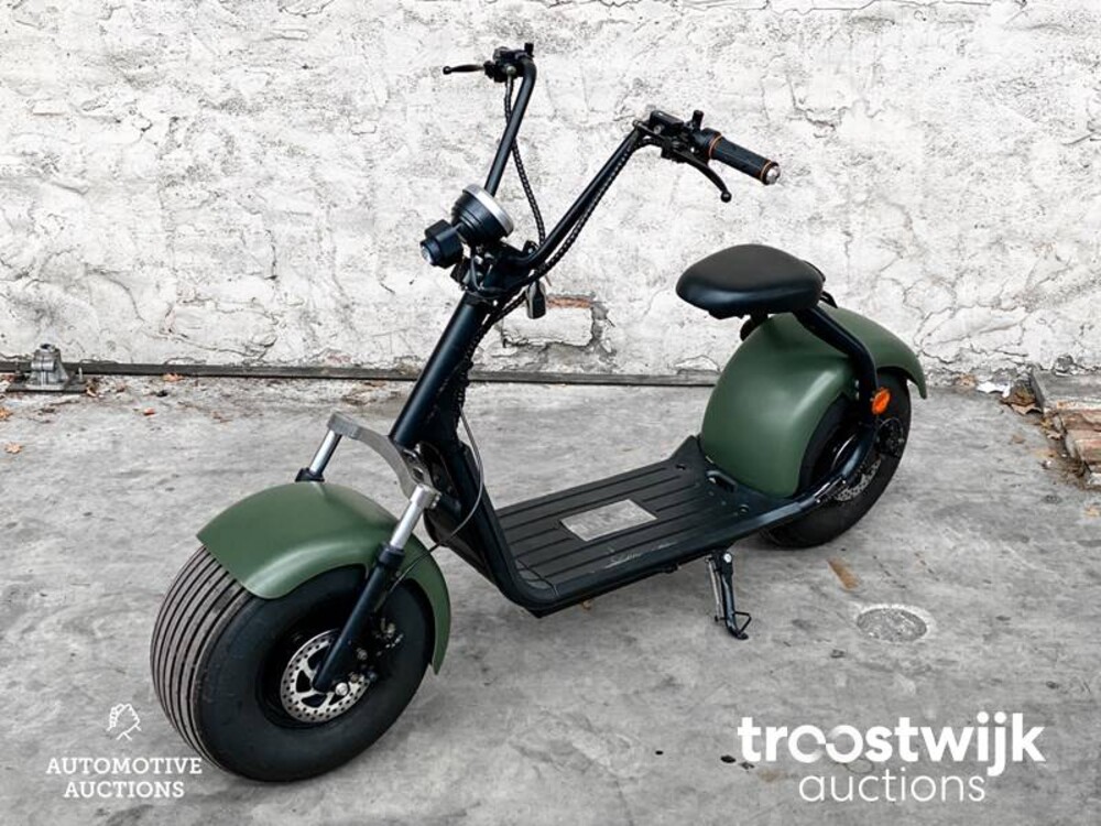 Citycoco Schnurrbart-Roller -NEU-