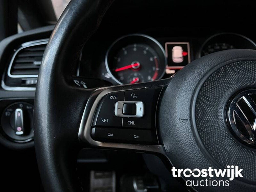 Volkswagen Golf GTI VII S 265PS 2018