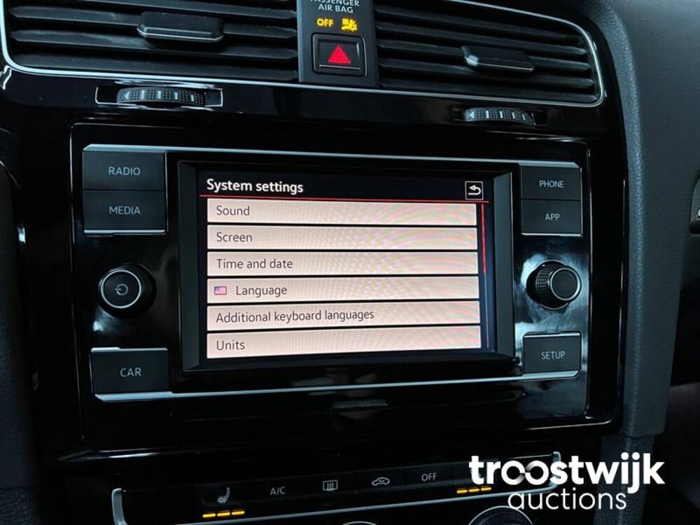 Volkswagen Golf GTI VII S 265PS 2018