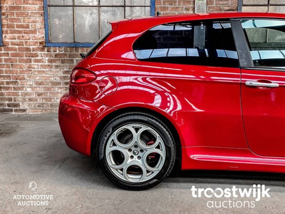 Alfa Romeo 147 GTA 3.2 V6 24V 250PS 2004 -Youngtimer-