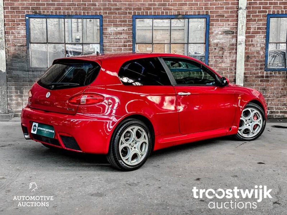 Alfa Romeo 147 GTA 3.2 V6 24V 250PS 2004 -Youngtimer-