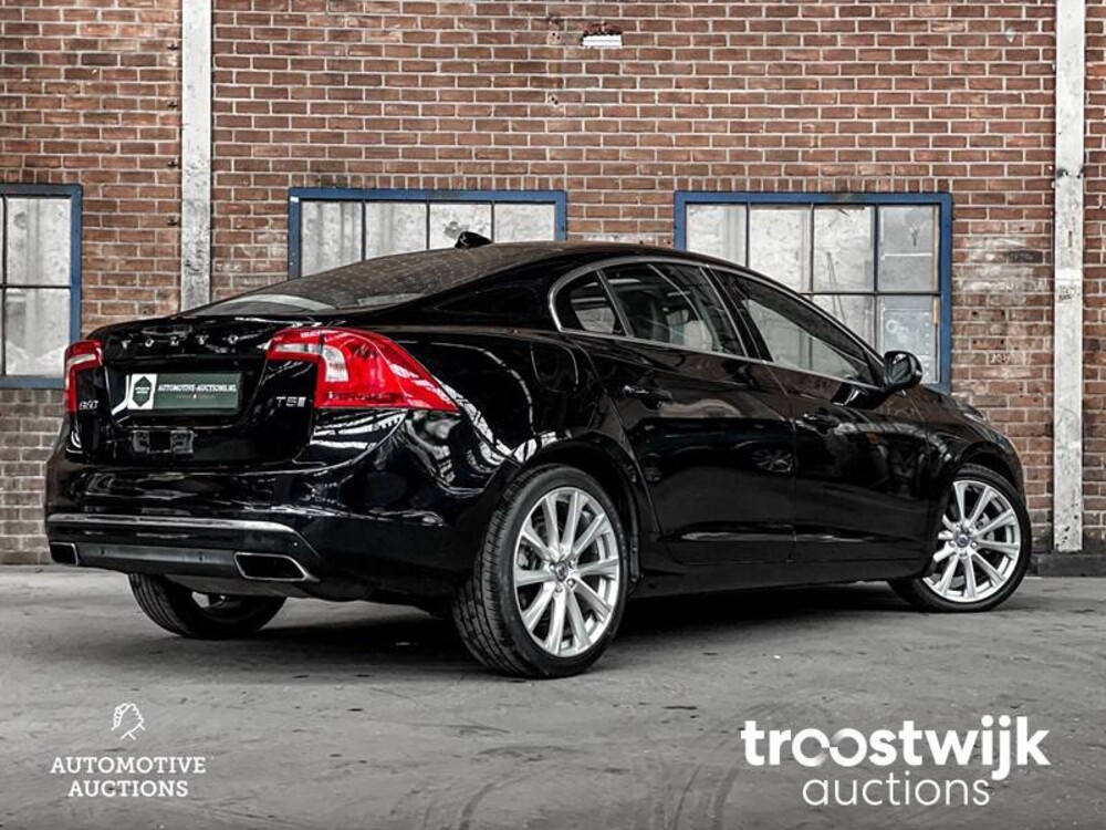 Volvo S60 T5 245PS, 2017